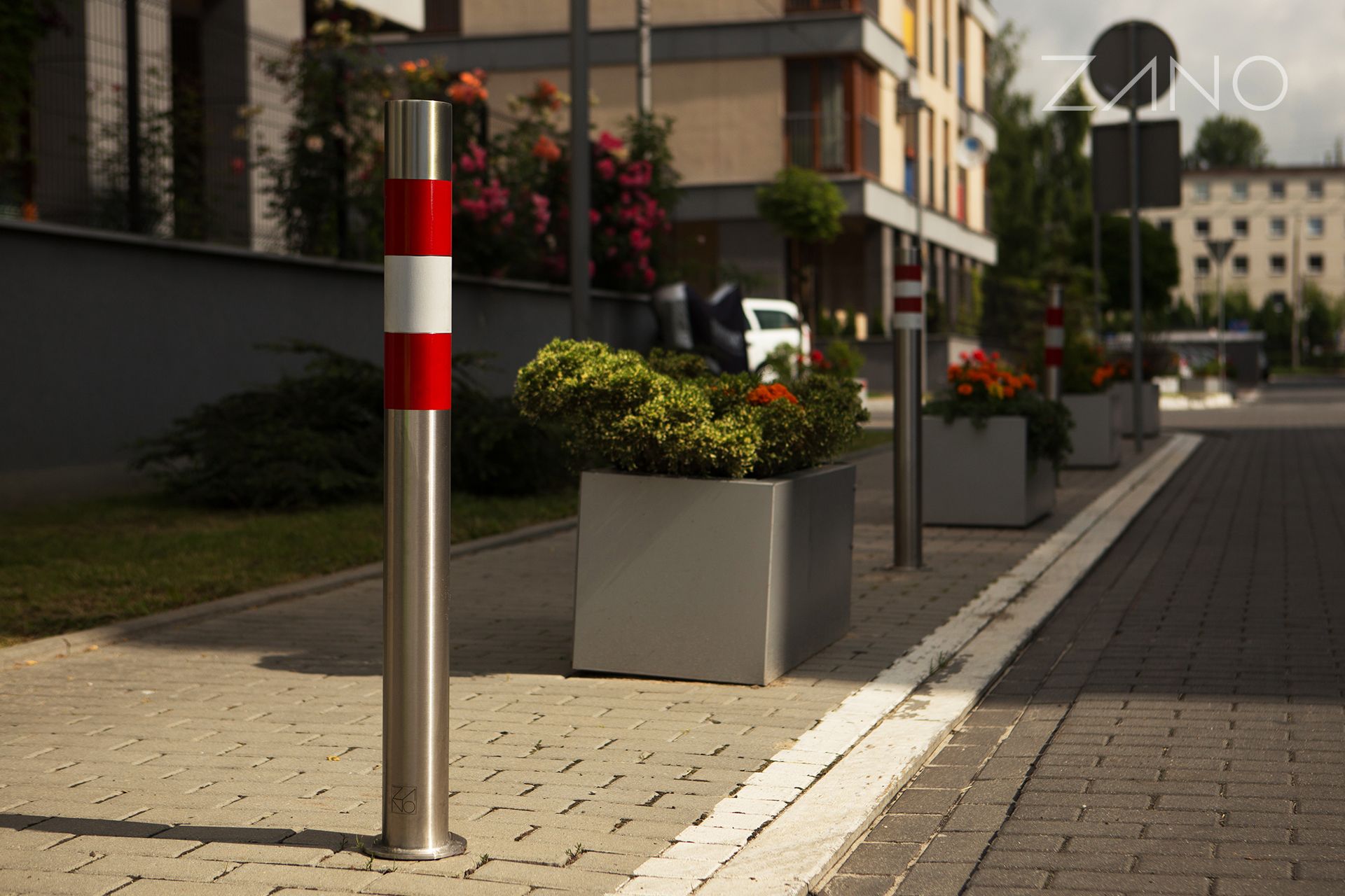 Palo stradale in acciaio Palo stradale in acciaio