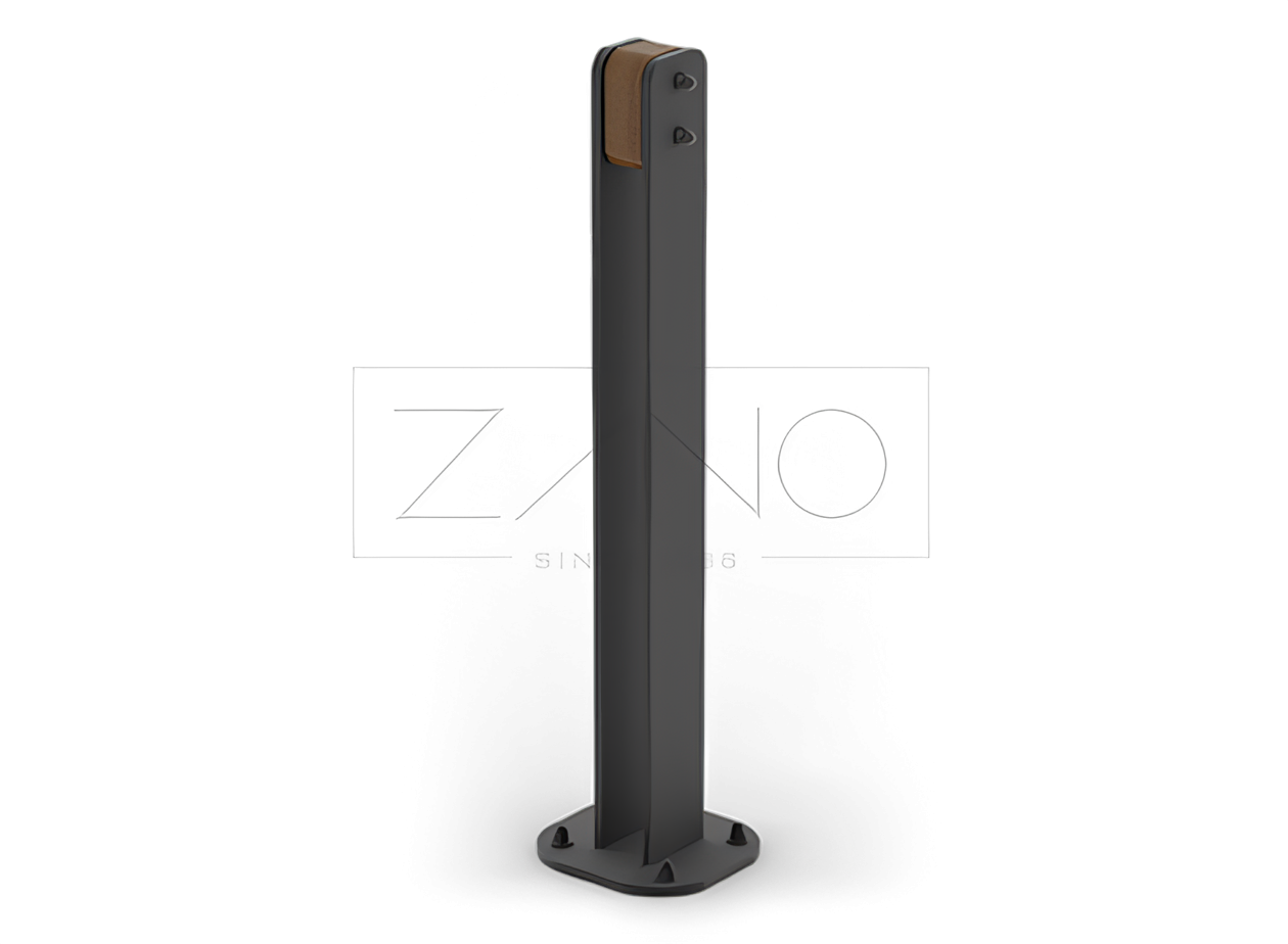 Paletto per recinzione stradale in acciaio al carbonio verniciato a polvere ed elementi in legno. Design insolito e originale.